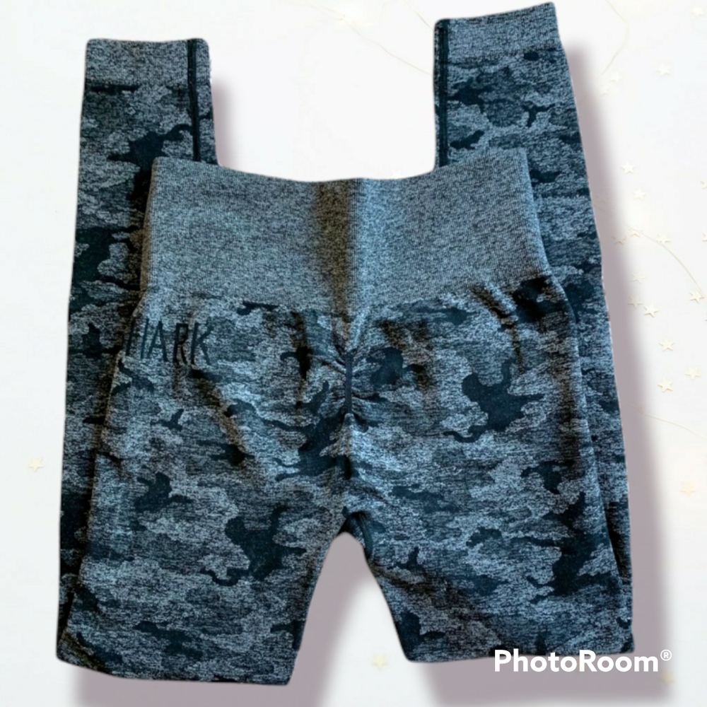 Gymshark Adapt Camo Set - Picture 3 of 7